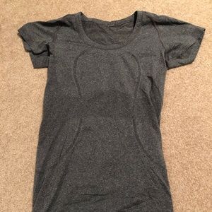 Lululemon Swiftly Tech Short Sleeve